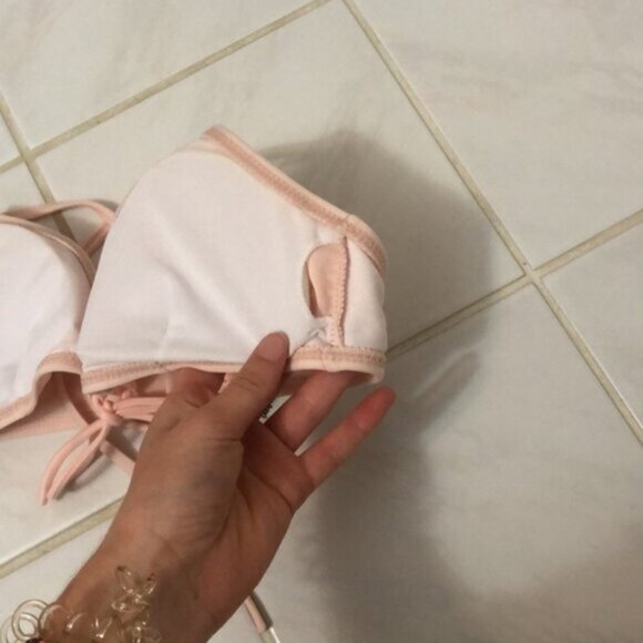 Light Pink Bikini Top (XS) - Picture 4 of 4